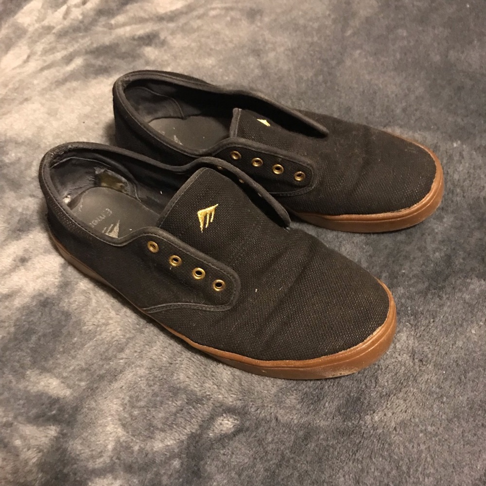 Emerica laced mens slip on shoes size 11.5